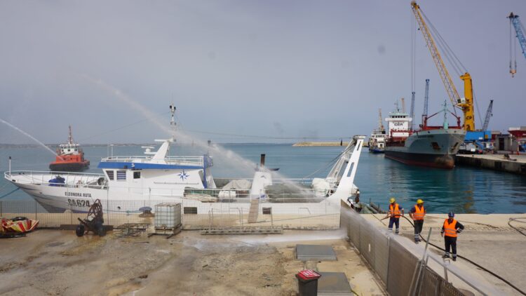 Porto di Pozzallo, esplosione sulla banchina commerciale: ma era un’esercitazione