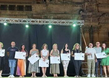 Il palco della danza iblea ieri sera all’ombra della cattedrale di Ragusa
