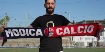 Il Modica calcio si regala il bomber Luca Belluso