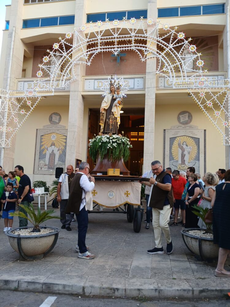 Ragusa, numerosi devoti e fedeli alla festa della Madonna del Carmine