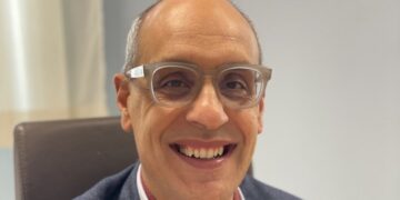 Corruzione e falsità ideologica, arrestato il primario di Cardiologia del Giovanni Paolo II, Antonino Nicosia