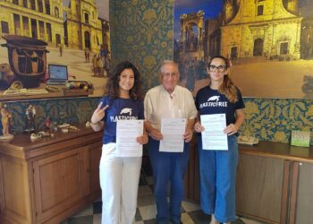 Vittoria, il Comune stipula un protocollo d’intesa con l’associazione Plastic free