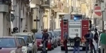Vittoria, violati i sigilli nella palazzina di via Principe Umberto data alle fiamme il 12 luglio scorso