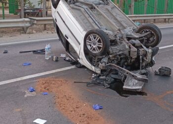 Vittoria, Fiat Panda si ribalta lungo la circonvallazione