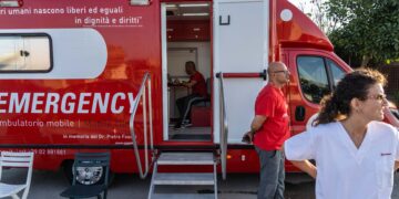 Accordo in Prefettura tra Asp ed Emergency per attivare a Marina di Acate due ambulatori socio-sanitari fissi