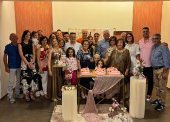 Carmela Mugnieco compie 102 anni, è festa a Modica