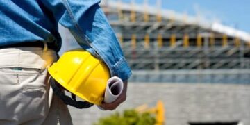 Incidente sul lavoro a Comiso, in ospedale un operaio di 56 anni