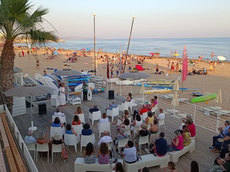 Marina di Ragusa, al Faro con l’autore per raccontare la storia vera di una guaritrice di Lipari