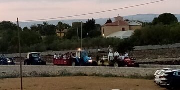 Chiesa di Barco a Modica, in processione cinquanta mezzi agricoli