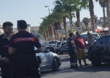 Pozzallo, incidente stradale con feriti questa mattina al lungomare Raganzino