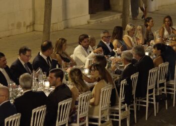 Ispica, riuscita la Cena dei cento