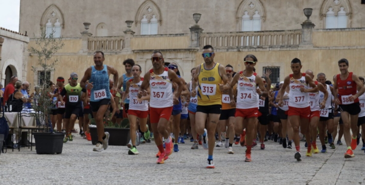 Ragusa, il piemontese Perlo ha vinto la maratona alla Filippide