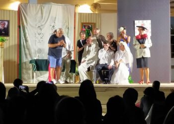 Teatro in spiaggia a Scoglitti, ultimo appuntamento ancora da applausi