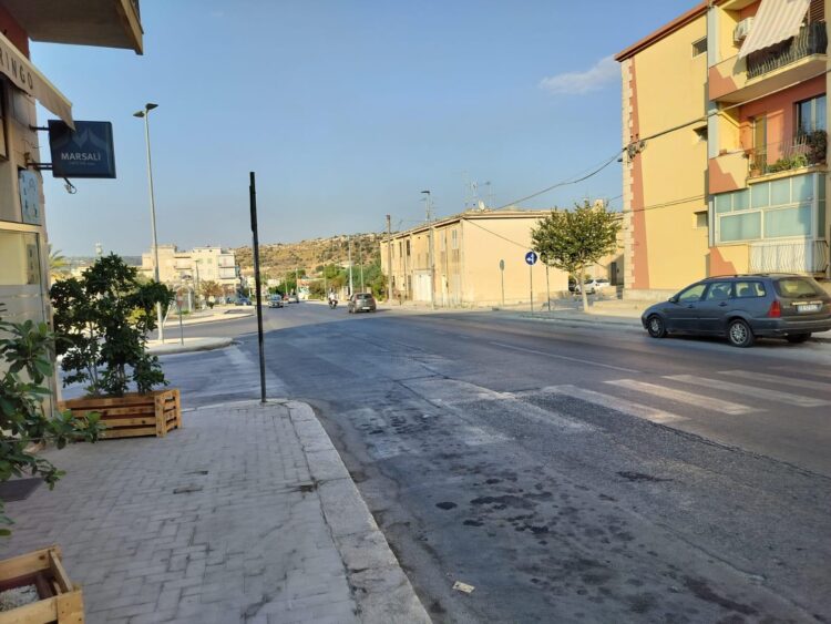 Scicli, ragazzino investito mentre attraversa le strisce pedonali: ferite lievi