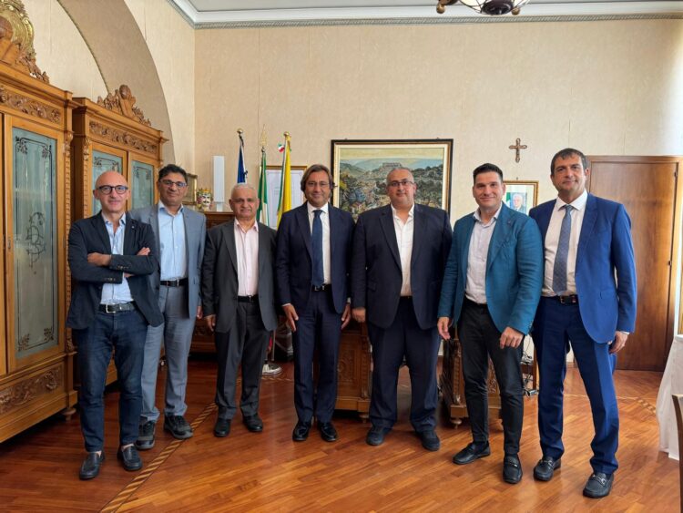 Dissalatori per uso irriguo in agricoltura, delegazione dell’Oman ricevuta a palazzo della Provincia