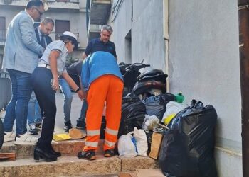 Comiso, giro di vite contro l’abbandono dei rifiuti con le videocamere “e-killer”