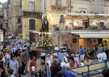 Ragusa, a Ibla la processione in onore dell’Addolorata