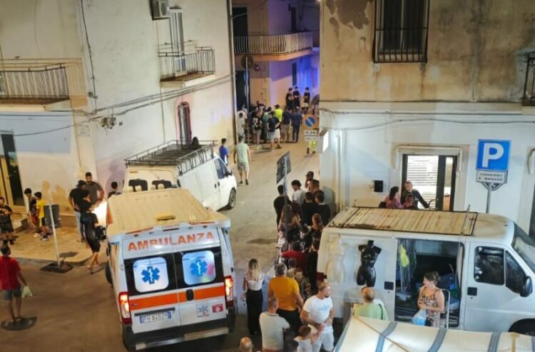 Santa Croce e l’accoltellamento mortale, i carabinieri stanno attivamente ricercando chi ha sferrato i fendenti che hanno ucciso il 21enne