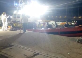 Pozzallo, tratti in salvo 62 migranti