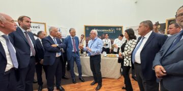 Il consorzio di tutela del cioccolato di Modica Igp ha ricevuto una folta delegazione di rappresentanti istituzionali al G7 di Siracusa