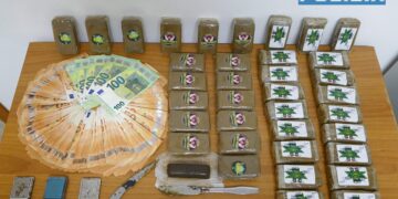Vittoria, arrestato un minore: aveva a casa hashish per oltre tre chili e mezzo e 10mila euro in contanti