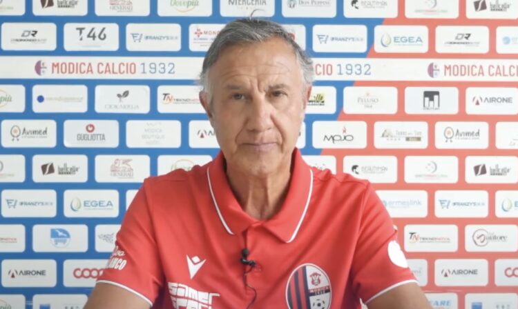 Il Modica calcio oggi in casa con il Mazzarrone