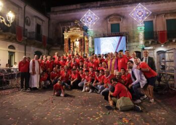 San Giovanni a Monterosso Almo, spettacolari fuochi pirotecnici