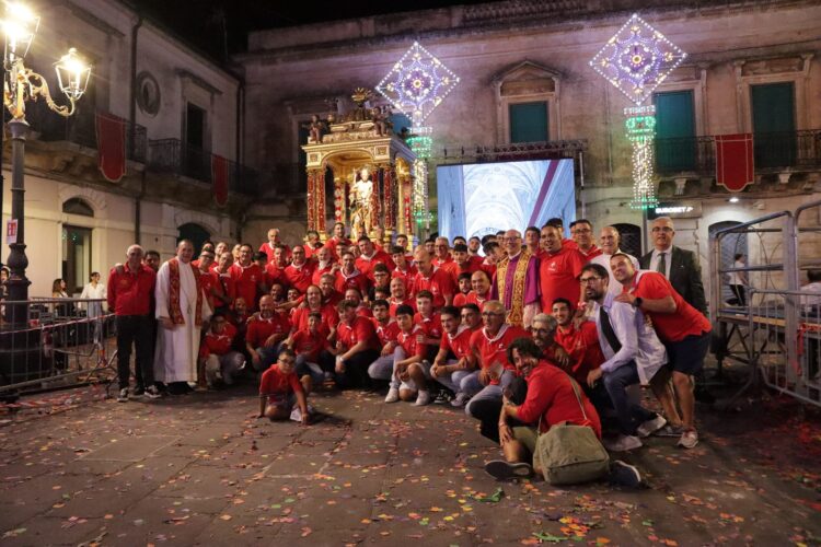 San Giovanni a Monterosso Almo, spettacolari fuochi pirotecnici