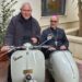 A Pedalino il vescovo sul sidecar