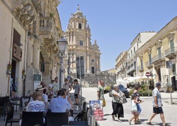 Ragusa, Confcommercio e Federalberghi chiedono di posticipare ulteriormente l’aumento della tassa di soggiorno