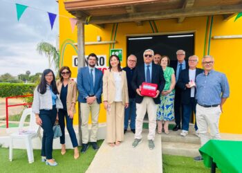 Marina di Acate, donato un defibrillatore alla scuola dell’infanzia