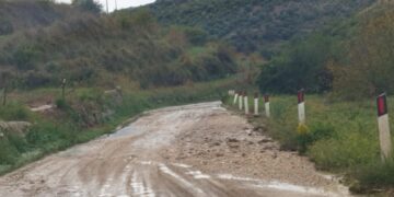 Detriti in strada sulla Ss 194 nel tratto che collega Ragusa con Giarratana