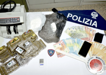 Ragusa, droga e contante per 47mila euro sequestrati in casa di un gambiano: il Riesame gli restituisce i soldi