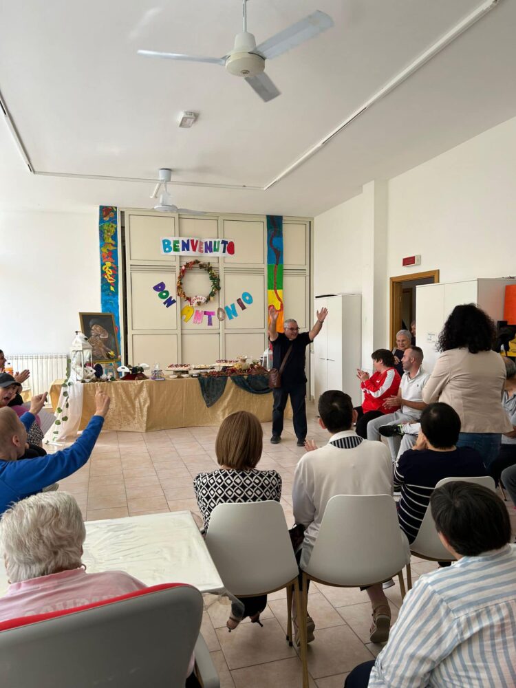 Ragusa, l’Anffas onlus dà il benvenuto al nuovo parroco di San Paolo apostolo