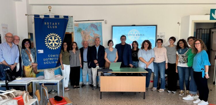 Comiso, è iniziato il laboratorio esperienziale “Lasciamo il Segno” proposto dal Rotary club