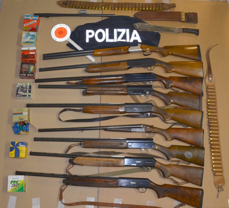 Modica, aggredito mentre faceva benzina. Denunciati padre e figlio