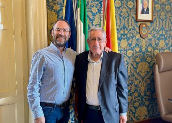 Vittoria, formalizzato l’incarico della direzione artistica del teatro cittadino a Mario Incudine