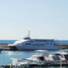 Marina di Ragusa, prove di accosto per il catamarano che garantirà il collegamento con Malta