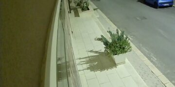 Pozzallo, aggredito sull’uscito di casa: 40 punti di sutura al volto dopo una coltellata