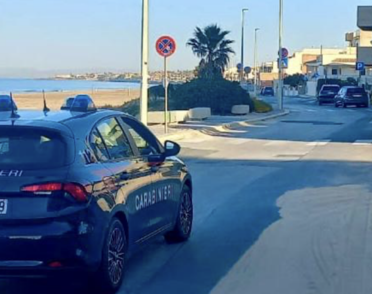 Scoglitti, presi mentre stavano compiendo un furto: fermati tre vittoriesi