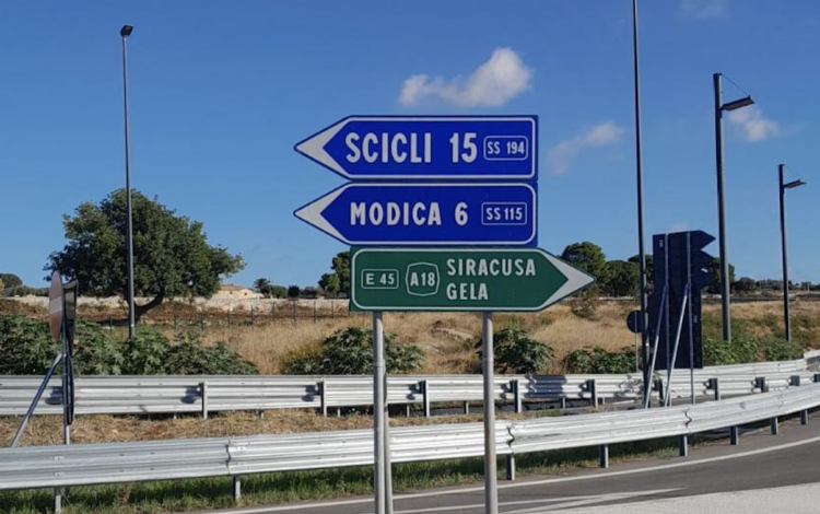 Scicli, i cartelli indicanti la destinazione saranno apposti nei prossimi giorni lungo il tratto autostradale della Siracusa-Gela
