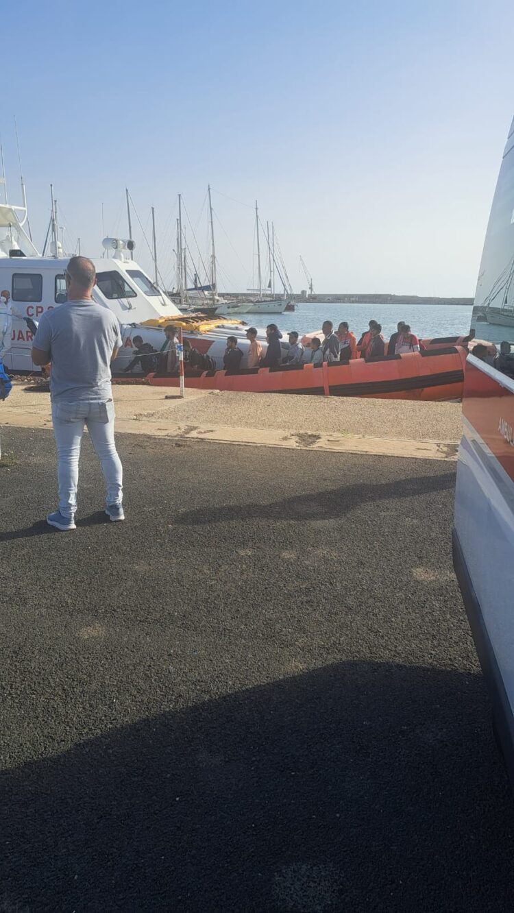Pozzallo, sbarcano altri 31 migranti