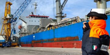 Porto di Pozzallo, la Guardia di costiera ferma una nave mercantile della Tanzania