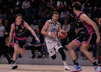 La Virtus Ragusa ingaggia il play-guarda Zan Kosic
