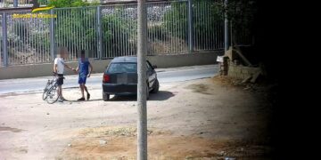 Vittoria, otto persone in carcere per spaccio di droga