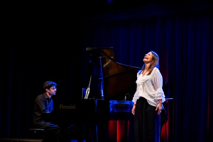 Ragusa, “Oltre Oceano” ha inaugurato la stagione al teatro Donnafugata