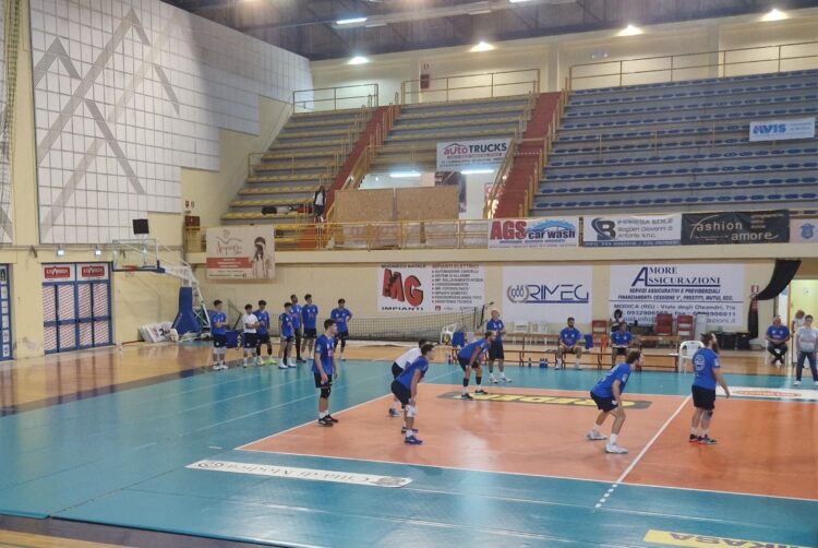 Il Volley Modica prepara l’esordio in casa