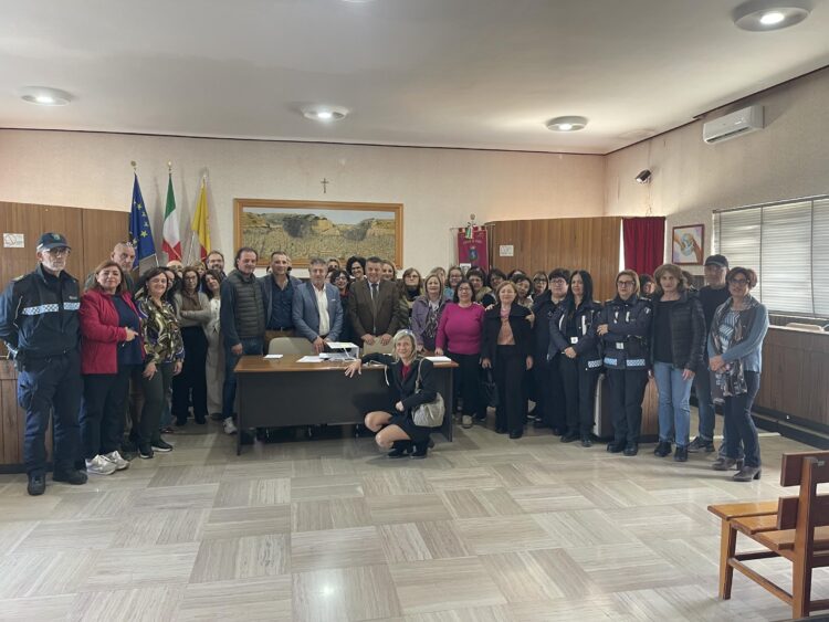 Scicli, 67 dipendenti comunali passano a tempo pieno