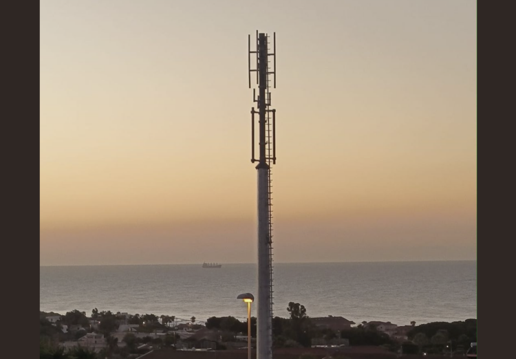 Marina di Ragusa, i residenti: “La prima alba del mostro”