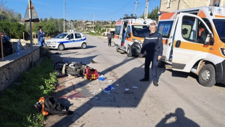 Grave incidente stradale a Modica, 18enne in elisoccorso a Catania